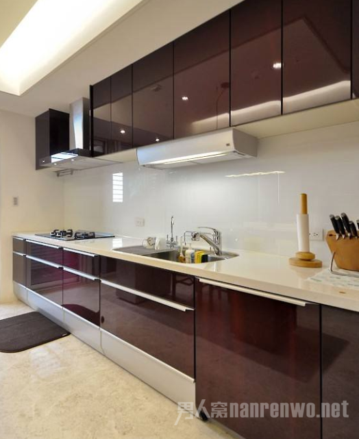 厨房水槽的安装方式哪种好？台下盆怎么安装才牢固？