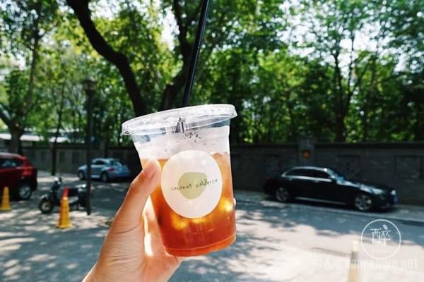 解暑饮品推荐 不同口味咖啡让这个夏天充满浓郁的奶甜