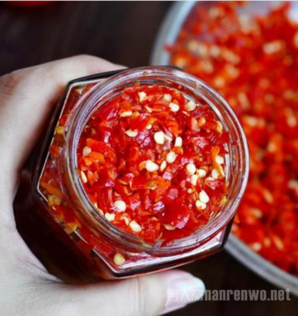怎样做辣椒酱最好吃 这样做简单易学又下饭