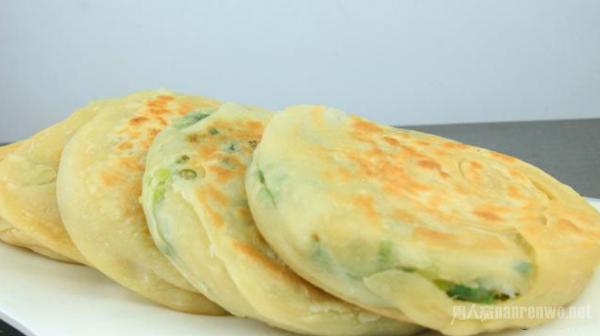 香葱饼的做法家常做法 好吃又简单 家人都喜欢吃
