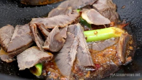 牛肉粉丝汤的做法 这样做简单又好吃 美味滋补