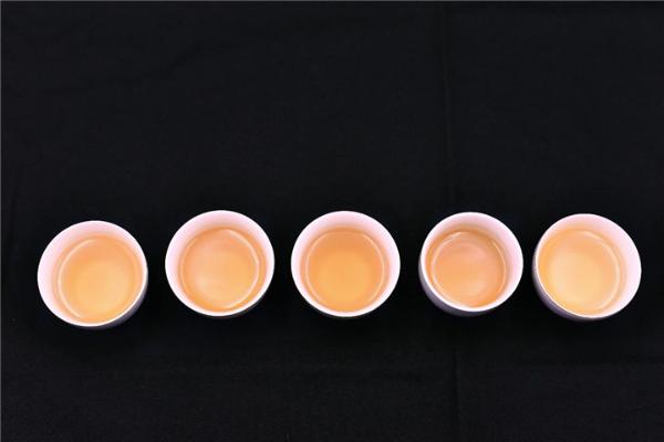 普洱茶存放几年才算老茶？