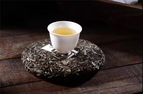 普洱茶存放几年才算老茶？