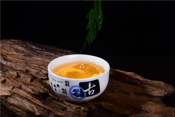 普洱茶玩家喝茶|普洱茶能放冰箱保存吗？