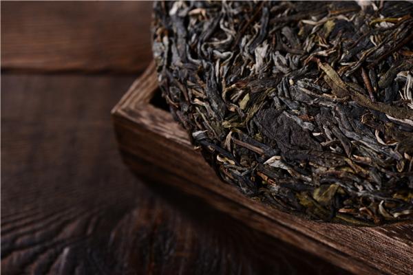 针对看不见摸不着的茶叶，我们该如何挑选？