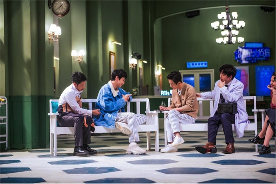 《大侦探3》现神脑洞 何炅白敬亭“楚门的世界”