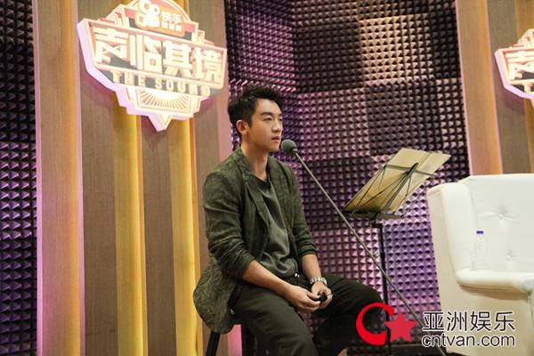 郑恺《声临其境》力证台词功底拼了 口含纸巾挑战王大锤