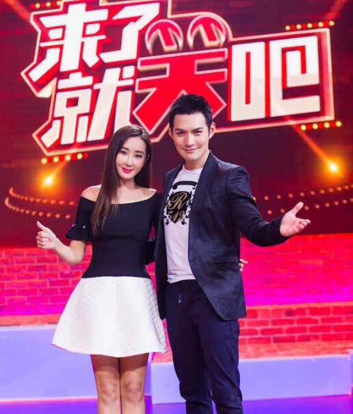 严屹宽39岁生日宣布妻子杜若溪怀孕&nbsp;结婚5年仍一脸宠溺