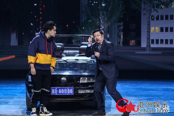 被冯小刚宋丹丹大赞高级表演 《欢乐喜剧人4》贾冰告诉你啥叫演技