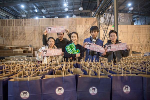 张佳宁微博发声  感谢粉丝不顾严寒为剧组应援