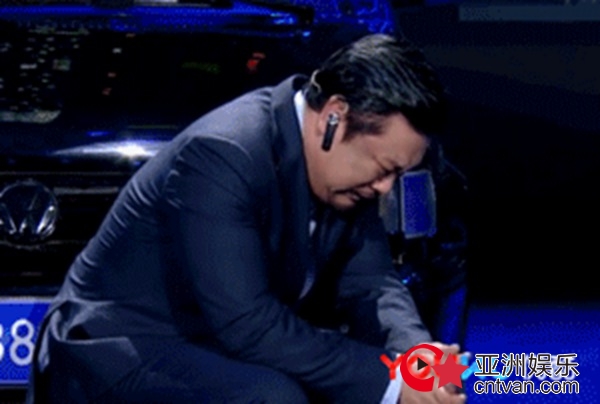 被冯小刚宋丹丹大赞高级表演 《欢乐喜剧人4》贾冰告诉你啥叫演技