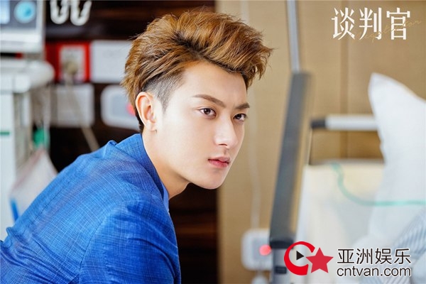 《谈判官》首播收视第一&nbsp;杨幂黄子韬“狭路相逢”