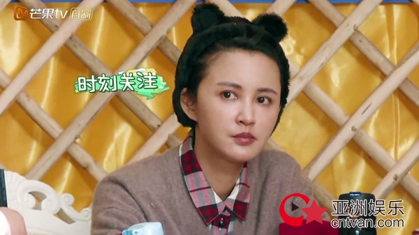 张歆艺变身“虎妈”教孩子 调侃是萌娃“变形记”