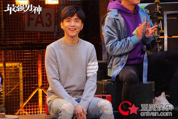 《最强男神》迎来大结局 龙吟战队热血封神川文CP合体送福利