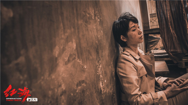 《红海行动》发布特辑 “战地玫瑰”齐登场诠释巾帼不让须眉