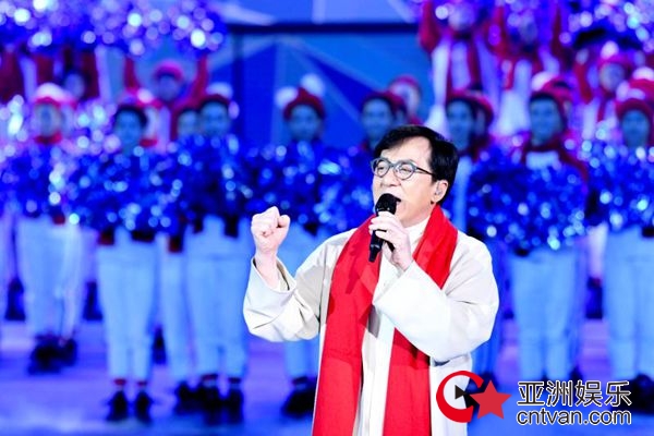 成龙吴京同台切磋 助力冬奥《拼出未来》