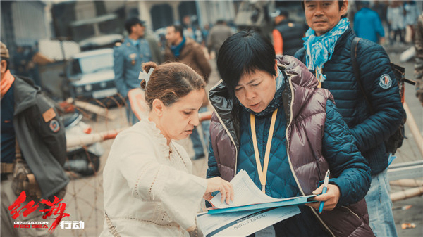 《红海行动》发布特辑 “战地玫瑰”齐登场诠释巾帼不让须眉