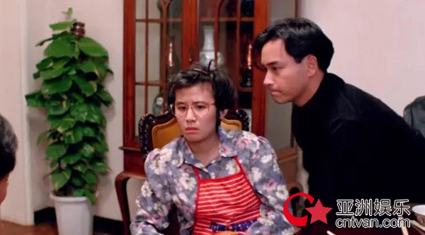 “自带BGM的男人”空降《声临其境》 超酥粤语致敬张国荣引人落泪