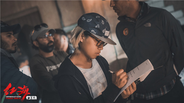 《红海行动》发布特辑 “战地玫瑰”齐登场诠释巾帼不让须眉