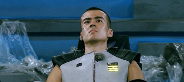 《重返地球》芒果TV上新 张亮孤军奋战惨遭傀儡追击