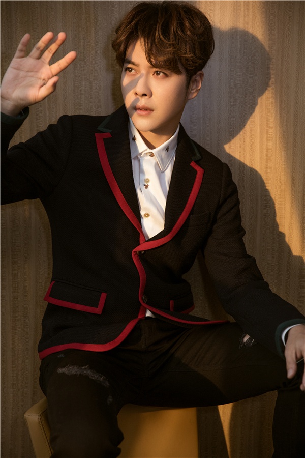 徐海乔 置身于阳光.jpg