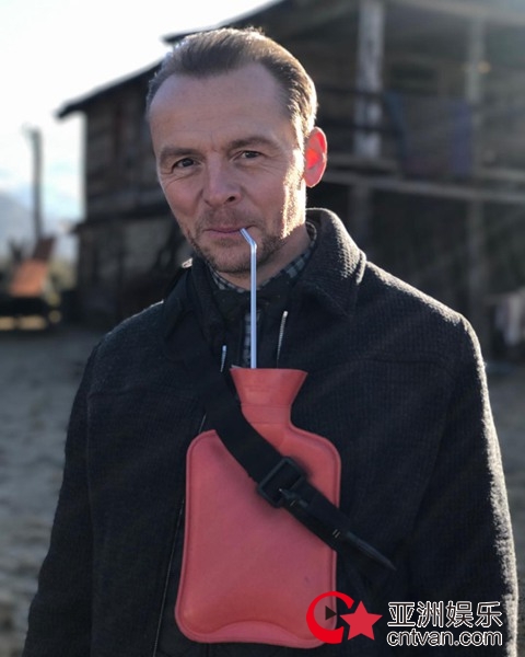 阿汤哥公布片名《碟中谍6:全面瓦解》 扒直升机惊险“超人”重磅加盟