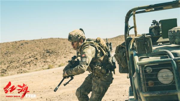 林超贤爆料：主动删减残酷镜头，真实刻画反恐战争只为强调和平可贵