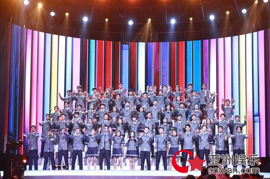 高品质、时代感、年轻态—— 2018江苏卫视春晚操盘手如此解读这桌“压轴年饭”