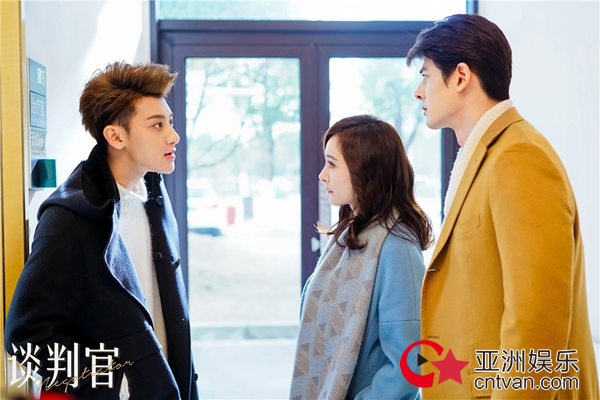 《谈判官》收视持续夺冠 杨幂黄子韬今晚解锁初kiss