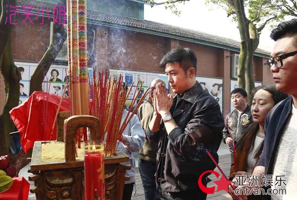 《泡芙小姐》精品IP持续升温 电影上映剧集开机横扫多屏