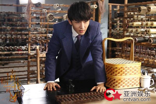 《请赐我一双翅膀》 史上最惨剧组欢乐杀青