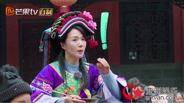 谭维维唱歌遭遇滑铁卢 对山歌竟被村民“碾压”