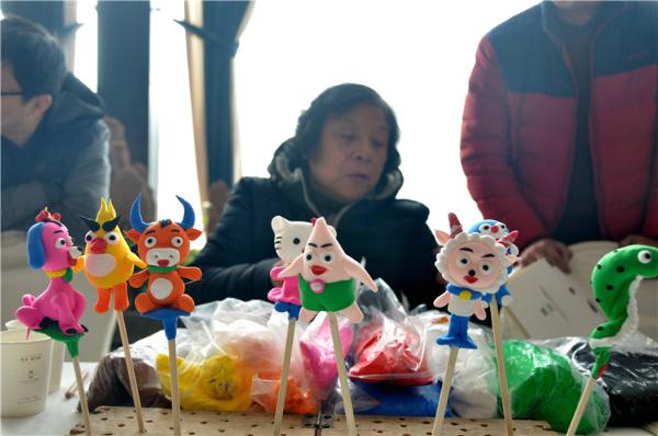 这个周末，赏民俗买年货摇大奖，华强广场新春喜乐会等你来hi！