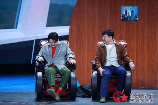 魔王贾玲重返《欢乐喜剧人》贾冰人在囧途