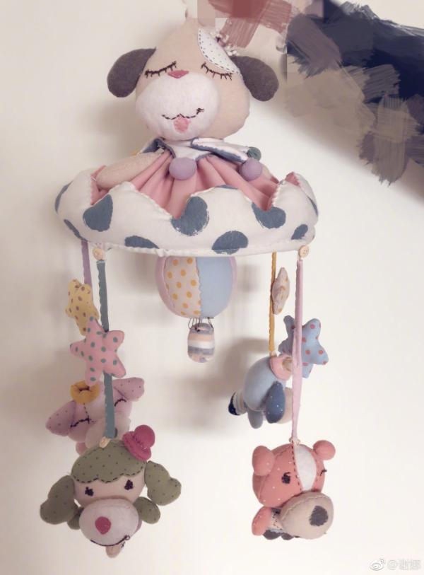 谢娜诞下双胞胎女儿张杰升级当爸&nbsp;何炅一不小心暴露干爹身份！