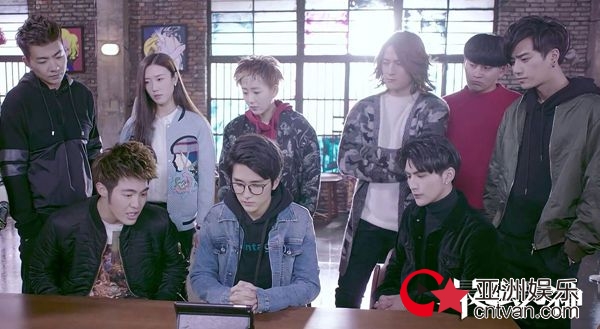 《最强男神》迎来大结局 龙吟战队热血封神川文CP合体送福利