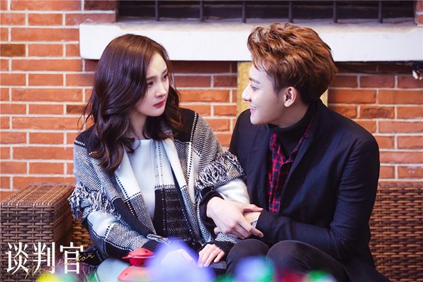 《谈判官》杨幂获赞“无毒害励志鸡汤” 黄子韬诠释游子落叶归根寻梦记