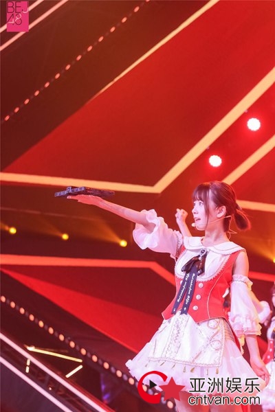 BEJ48亮相CCTV网络春晚 元气歌舞欢乐迎新春