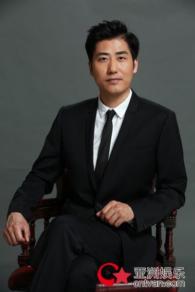 《蔚蓝50米》点击破5亿获广电肯定&nbsp;为青春网剧树行业标杆