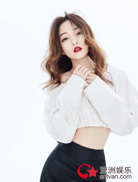 张韶涵献声电影《南极之恋》推广曲 演绎“年度最纯粹爱情”