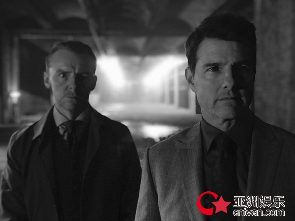 阿汤哥公布片名《碟中谍6:全面瓦解》 扒直升机惊险“超人”重磅加盟