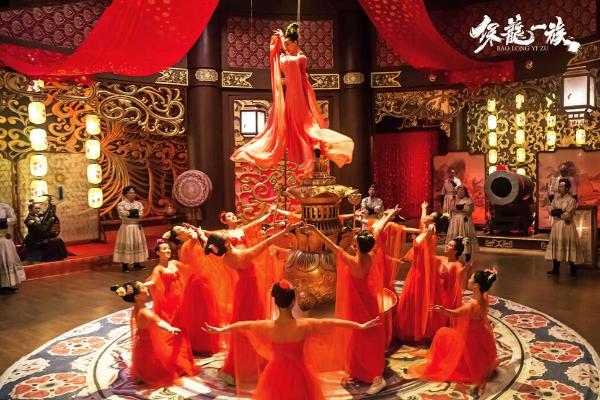 《保龙一族之龙游浅水》今日杀青 秦教授领衔喜剧武侠新类型