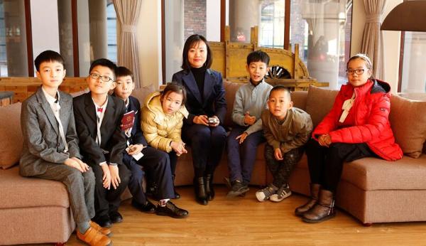 《小记者带你看世界》第一期专访:葡萄酒的文化世界