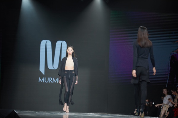 TOP100外滩时尚盛典闪耀上海