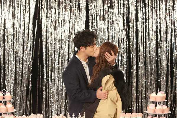 《如果爱》甜蜜收官 帽子夫妇实力演绎“恋爱教科书”