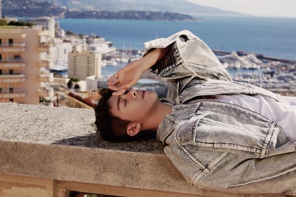 曾舜晞时尚写真曝光 造型简约展现别样优雅