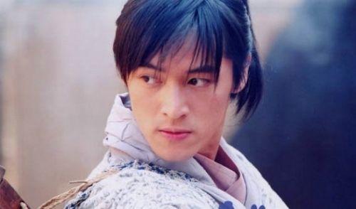 胡歌郭晓婷同框引《仙剑3》回忆杀 花楹漂亮景天沉稳