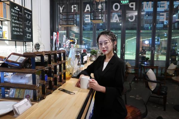 于小琬写真曝光 造型随意简单自在