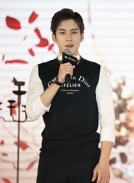 《三国机密之潜龙在渊》腾讯视频开播，马天宇万茜“帝后CP”发布会“花式撒糖”