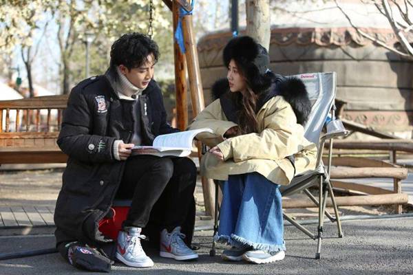 《如果爱》甜蜜收官 帽子夫妇实力演绎“恋爱教科书”